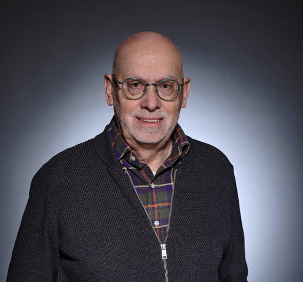 Porträt von Heiner Brülle, Beisitzer im Vorstand des AWO Kreisverbandes Wiesbaden e.V.